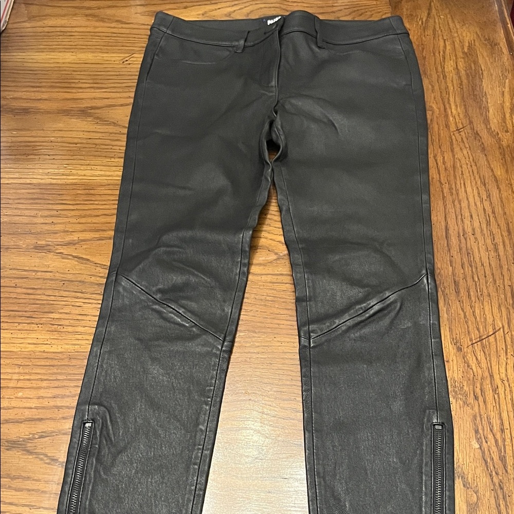 Paige Daphne Ankle Zip Leather Jeans,‎ size 30